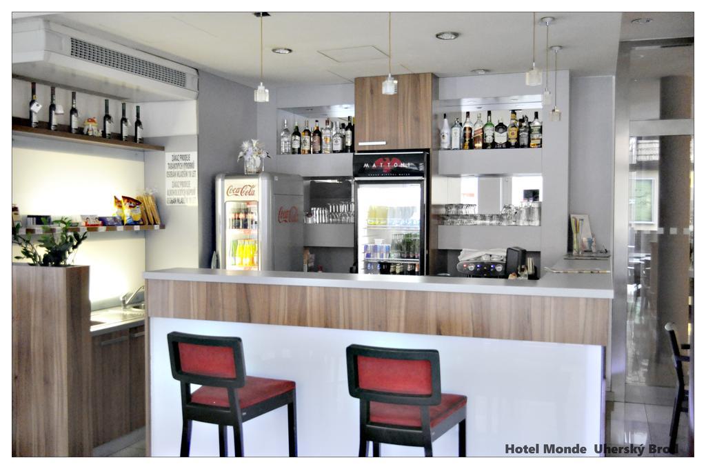 蒙德酒店 Uherský Brod 外观 照片