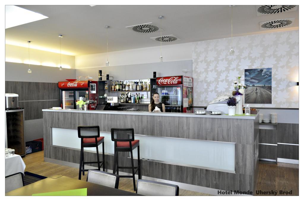 蒙德酒店 Uherský Brod 外观 照片
